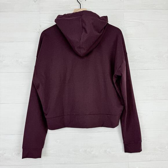 NEW Vuori Cropped Performance Full Zip‎ Hoodie Women XL Burgundy Soft Athleisure - Picture 9 of 16